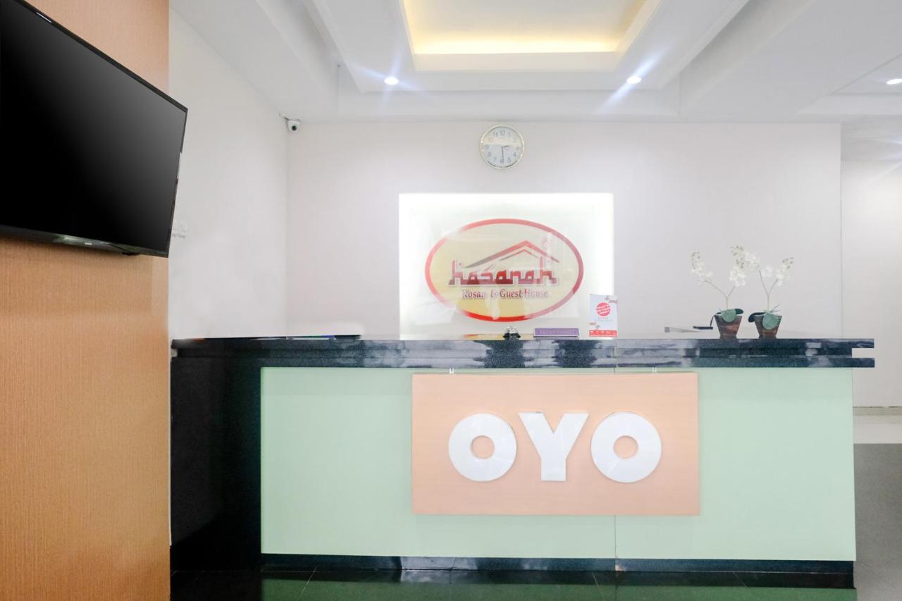 Oyo 696 Hasanah Guest House Syariah De Saphire Malang Esterno foto
